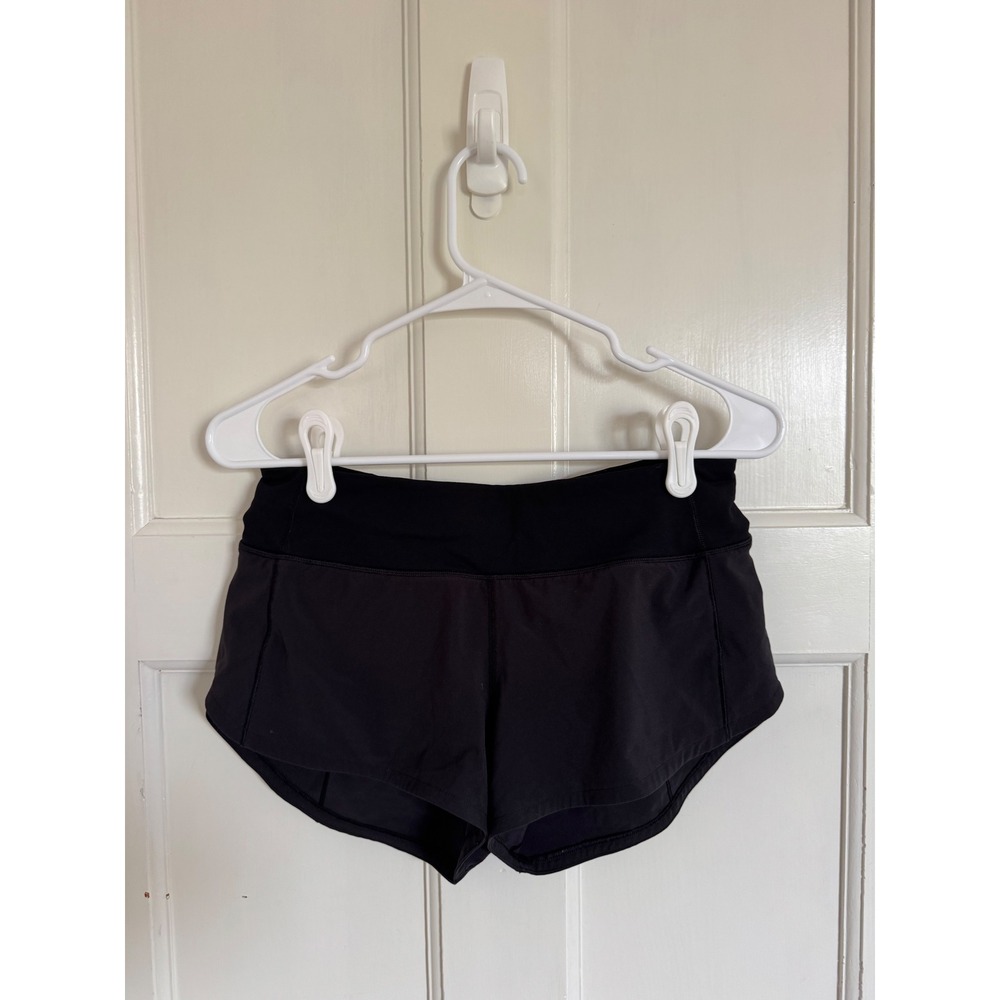 Lululemon black Speed Up shorts size 4